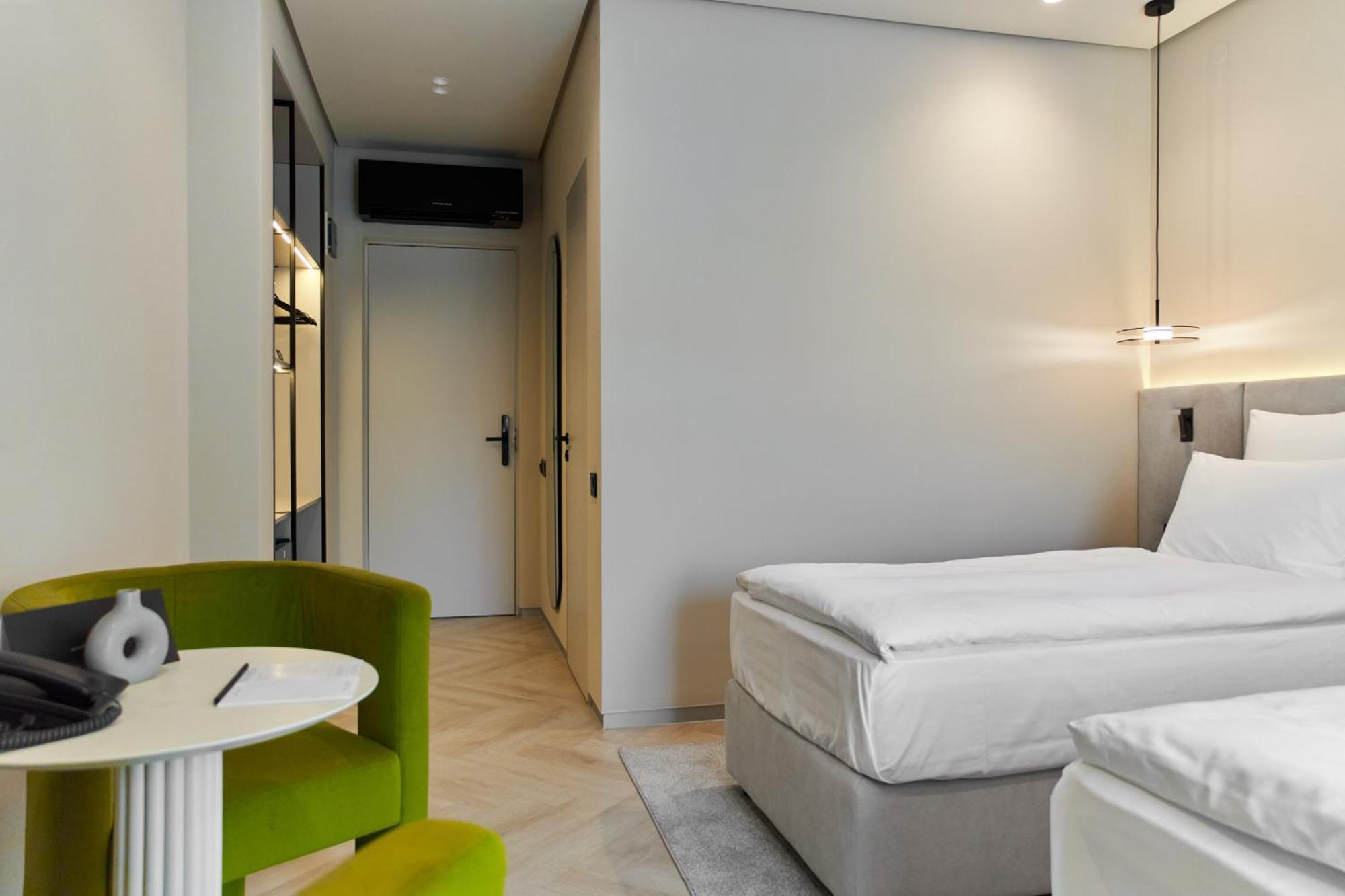 Hotel Laudon Úzhgorod Habitación foto